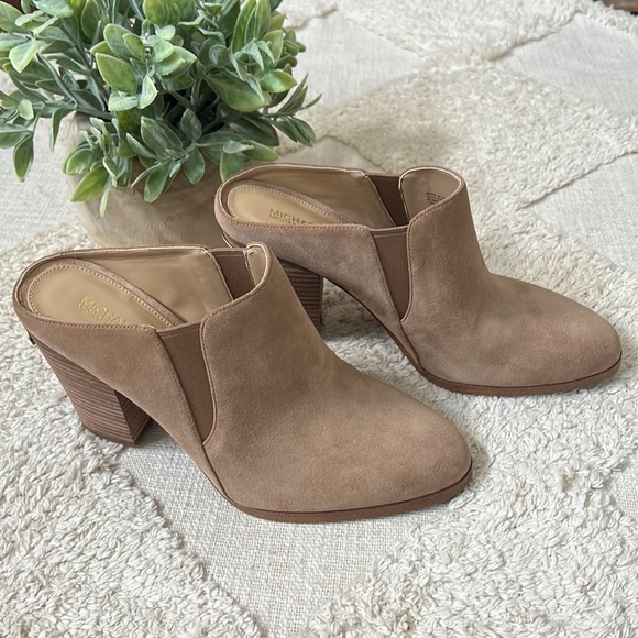 🍁NWOT Michael Kors Braden Cashew Suede Mule Sz 10 - Picture 3 of 9